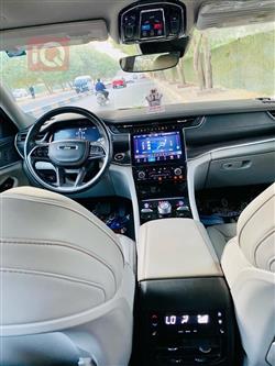 جیپ گراند شیرۆکی